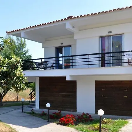 Holiday home Antheia's House *